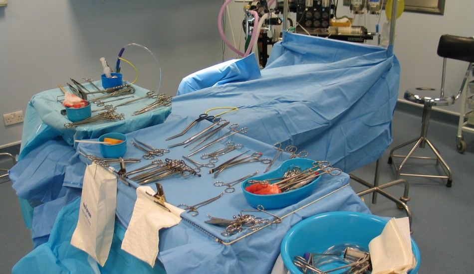 It was a well equipped area for opening up your skull and putting implants inside of it. Operation area.