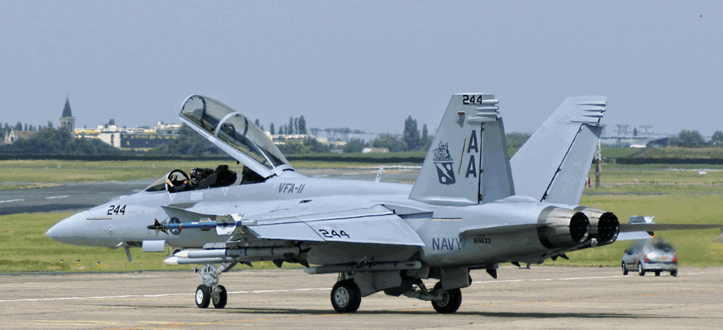 The first fighter aircraft was piloted by Commander David Fravor, commanding officer of Strike Fighter Squadron 41, assisted by his weapon systems officer (WSO) in the back seat. Lieutenant commander Jim Slaight was aboard the second jet which was serving in the role as a wingman. The officers were training aboard two FA-18F Super Hornets in a routine combat exercise.