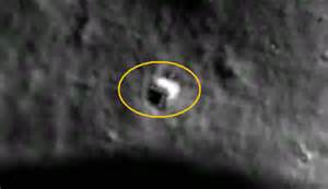 Large scale lunar construction