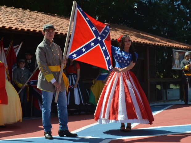 --PHOTO--Proud Brazilian Confederados.